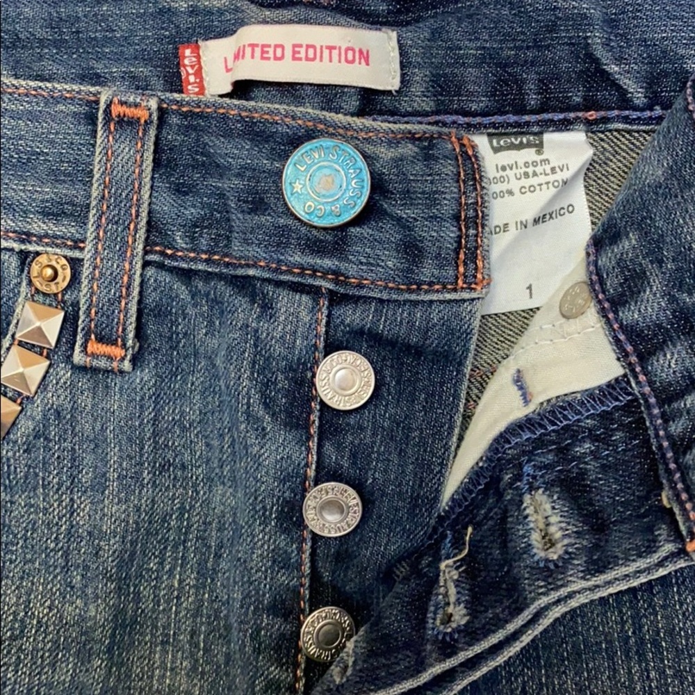 Levi’s Ltd Edition Denim Skirt Embellished Sz 1 - Picture 3 of 10